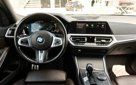 BMW 3 серия, 2021 год, 3 985 000 рублей, 8 фотография