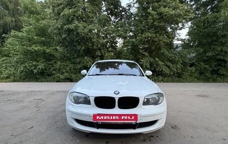 BMW 1 серия, 2009 год, 720 000 рублей, 8 фотография