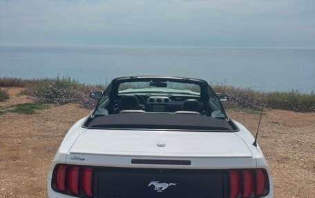 Ford Mustang VI рестайлинг, 2019 год, 2 790 000 рублей, 6 фотография