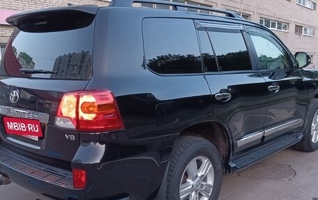 Toyota Land Cruiser 200, 2014 год, 6 271 000 рублей, 9 фотография