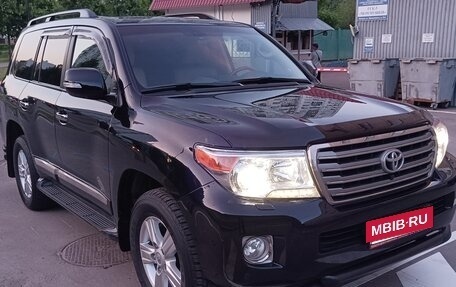 Toyota Land Cruiser 200, 2014 год, 6 271 000 рублей, 8 фотография