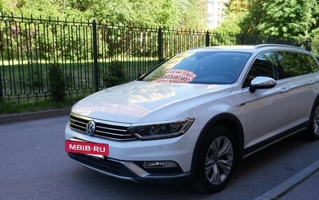 Volkswagen Passat B8 рестайлинг, 2017 год, 3 050 000 рублей, 2 фотография