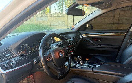 BMW 5 серия, 2016 год, 1 900 000 рублей, 17 фотография
