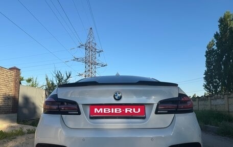 BMW 5 серия, 2016 год, 1 900 000 рублей, 13 фотография