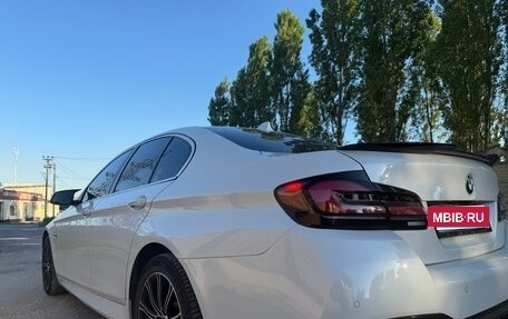 BMW 5 серия, 2016 год, 1 900 000 рублей, 10 фотография