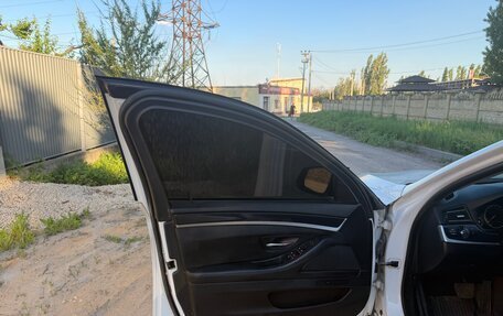BMW 5 серия, 2016 год, 1 900 000 рублей, 28 фотография