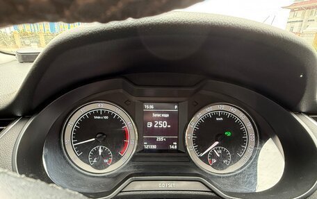 Skoda Octavia, 2018 год, 1 825 000 рублей, 13 фотография