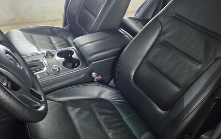 Volkswagen Touareg III, 2010 год, 2 100 000 рублей, 8 фотография