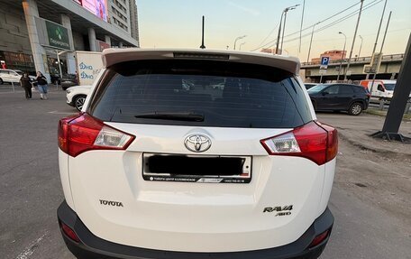 Toyota RAV4, 2014 год, 2 100 000 рублей, 2 фотография