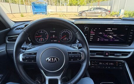 KIA K5, 2020 год, 2 700 000 рублей, 20 фотография