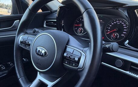 KIA K5, 2020 год, 2 700 000 рублей, 22 фотография