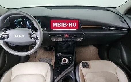 KIA Niro, 2023 год, 2 167 000 рублей, 7 фотография