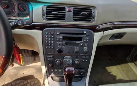 Volvo S80 II рестайлинг 2, 2001 год, 450 000 рублей, 22 фотография