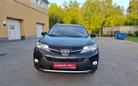 Toyota RAV4, 2015 год, 2 300 000 рублей, 1 фотография