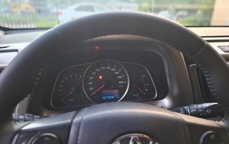 Toyota RAV4, 2015 год, 2 300 000 рублей, 7 фотография