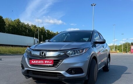 Honda HR-V II, 2020 год, 2 500 000 рублей, 2 фотография