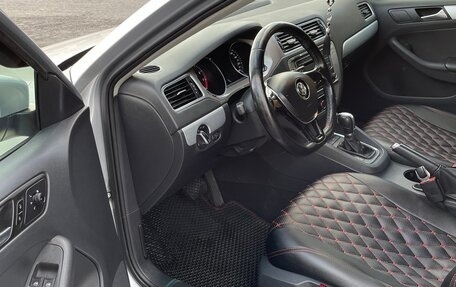 Volkswagen Jetta VI, 2018 год, 990 000 рублей, 7 фотография