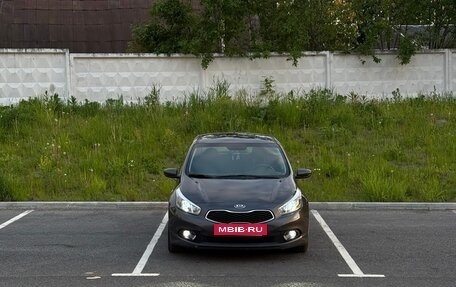 KIA cee'd III, 2014 год, 1 100 000 рублей, 2 фотография
