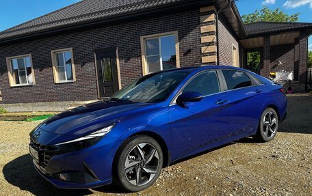 Hyundai Elantra, 2020 год, 2 750 000 рублей, 3 фотография
