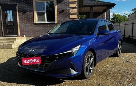 Hyundai Elantra, 2020 год, 2 750 000 рублей, 2 фотография