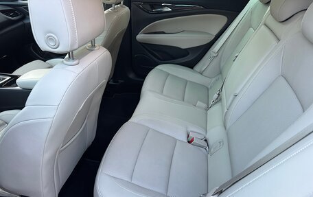 Opel Insignia II рестайлинг, 2019 год, 2 298 000 рублей, 15 фотография