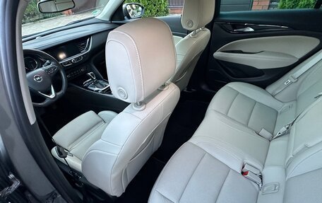 Opel Insignia II рестайлинг, 2019 год, 2 298 000 рублей, 29 фотография