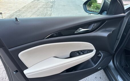 Opel Insignia II рестайлинг, 2019 год, 2 298 000 рублей, 32 фотография