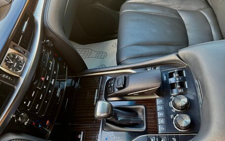 Lexus LX III, 2019 год, 10 800 000 рублей, 16 фотография