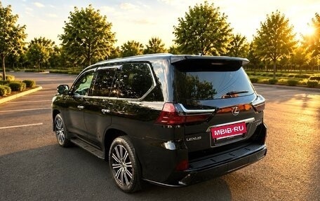 Lexus LX III, 2019 год, 10 800 000 рублей, 4 фотография