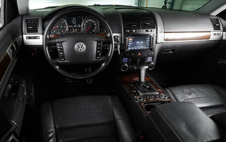 Volkswagen Touareg III, 2008 год, 1 285 000 рублей, 6 фотография