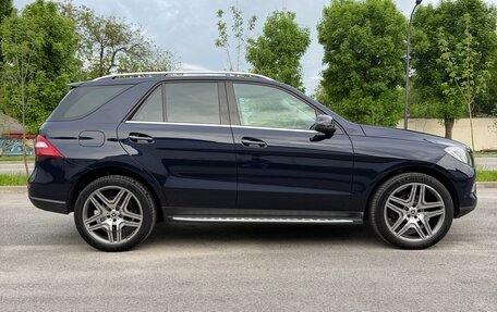 Mercedes-Benz M-Класс, 2014 год, 2 990 000 рублей, 3 фотография