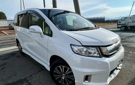 Honda Freed I, 2015 год, 944 000 рублей, 4 фотография