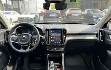 Volvo XC40 I, 2024 год, 3 560 002 рублей, 8 фотография