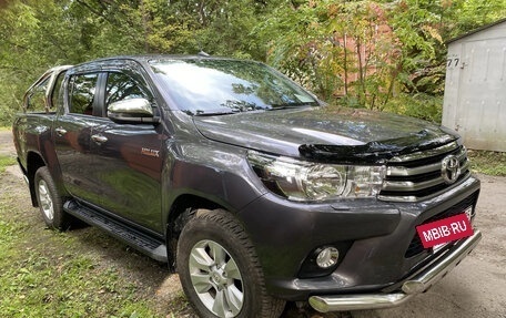 Toyota Hilux VIII, 2018 год, 4 500 000 рублей, 2 фотография