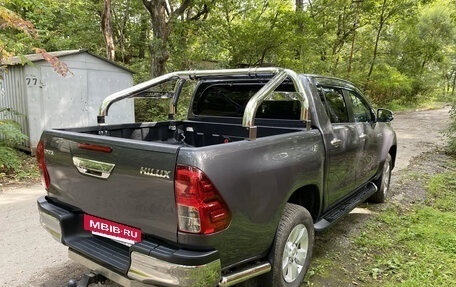 Toyota Hilux VIII, 2018 год, 4 500 000 рублей, 6 фотография