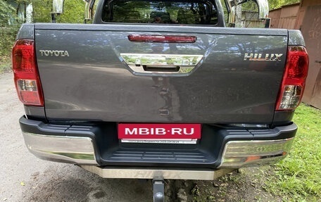 Toyota Hilux VIII, 2018 год, 4 500 000 рублей, 12 фотография