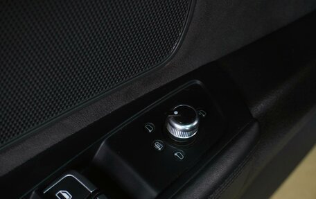 Audi A8, 2011 год, 1 799 000 рублей, 21 фотография