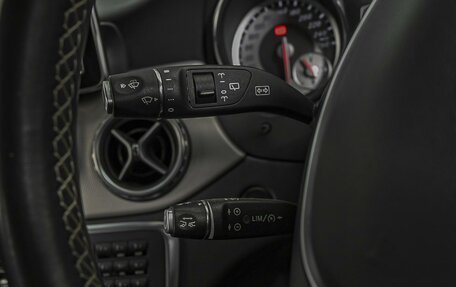 Mercedes-Benz GLA, 2015 год, 1 830 000 рублей, 19 фотография
