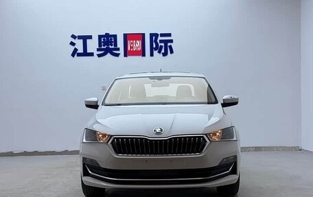 Skoda Rapid II, 2022 год, 1 365 009 рублей, 1 фотография
