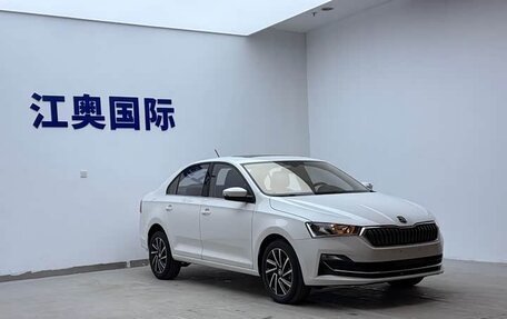 Skoda Rapid II, 2022 год, 1 365 009 рублей, 3 фотография
