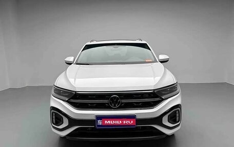 Volkswagen T-Roc I, 2023 год, 1 489 009 рублей, 1 фотография