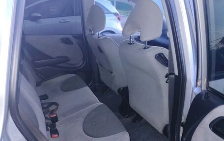 Honda Fit III, 2005 год, 275 000 рублей, 8 фотография
