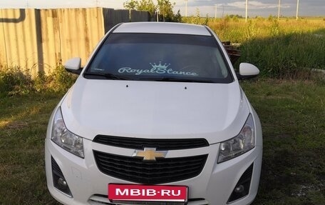 Chevrolet Cruze II, 2013 год, 700 000 рублей, 7 фотография