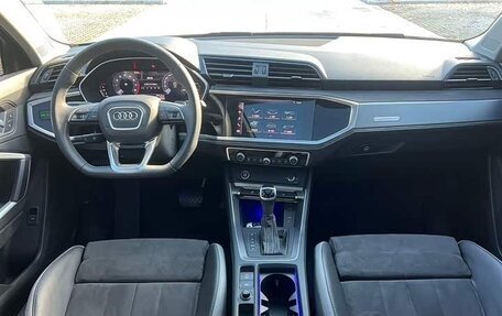 Audi Q3, 2023 год, 2 600 008 рублей, 10 фотография