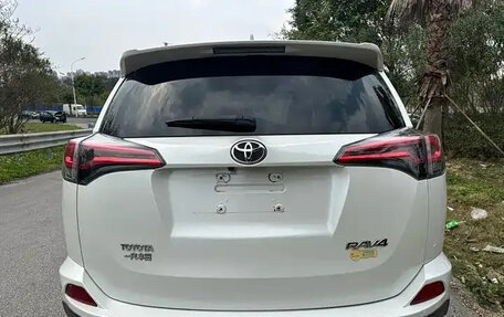 Toyota RAV4, 2019 год, 1 890 002 рублей, 5 фотография