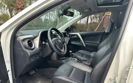 Toyota RAV4, 2019 год, 1 890 002 рублей, 8 фотография