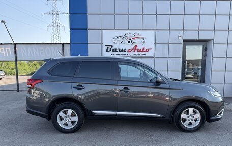 Mitsubishi Outlander III рестайлинг 3, 2016 год, 1 497 000 рублей, 8 фотография