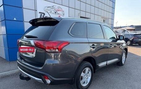 Mitsubishi Outlander III рестайлинг 3, 2016 год, 1 497 000 рублей, 3 фотография