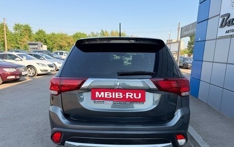 Mitsubishi Outlander III рестайлинг 3, 2016 год, 1 497 000 рублей, 6 фотография