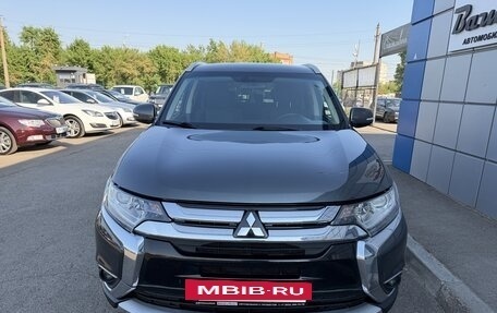 Mitsubishi Outlander III рестайлинг 3, 2016 год, 1 497 000 рублей, 5 фотография
